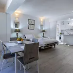 Bahar Ic-caghaq With Private Drive-in, Equidistant From Sliema And St. Paul's Bay * Naxxar